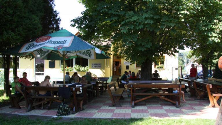 Hotel A Restaurace Na Spici Kyselka  Exterior photo